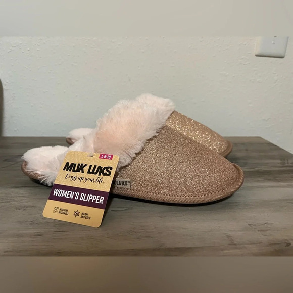 Muk Luks Shoes - MUK LUKS Women's Angled Sparkle Scuff Slipper,Rose Gold, Size L, NWT
